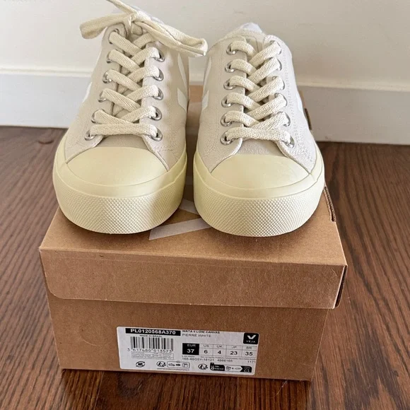 Veja Off-White Canvas Sneakers - Picture 2 of 6